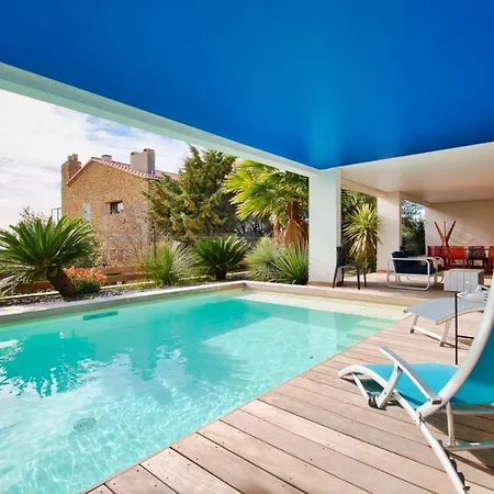 מלון Prestigious With Panoramic Sea View בנדול