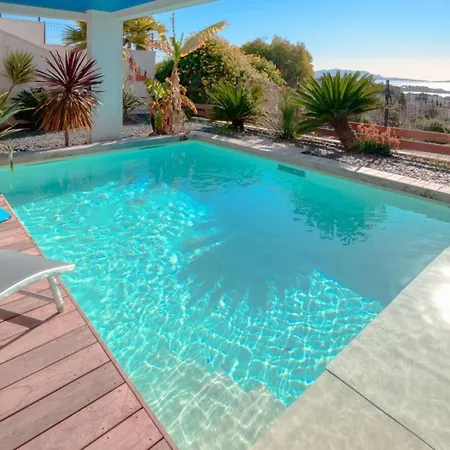 Prestigious With Panoramic Sea View 4*