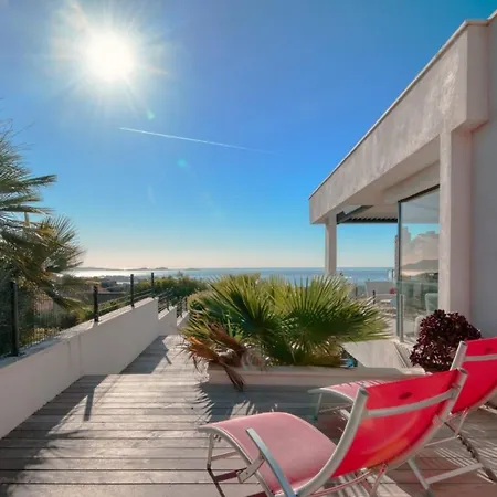 מלון Prestigious With Panoramic Sea View