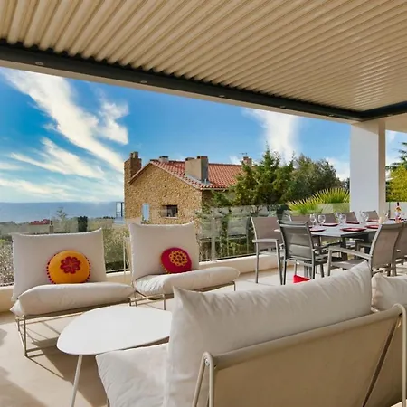 Prestigious With Panoramic Sea View 4* バンドール